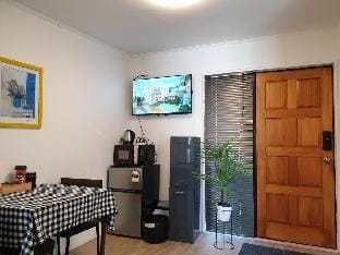 Super King bed granny flat / self-check any time Apartment in Waikato