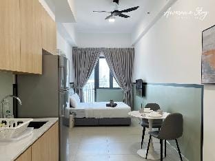 Spectacular KLCC view Studio@Colony Infinitum Vacation rental in Federal Territory of Kuala Lumpur