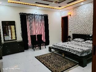 2 bedrooms Independent apartment  Apartment in Lahore