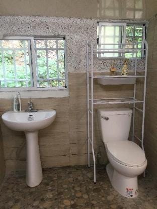 Villa Bunks 12Beds, call 4 availbilty 多人背包客分享房(多空) Vacation rental in Taiwan, Province of China