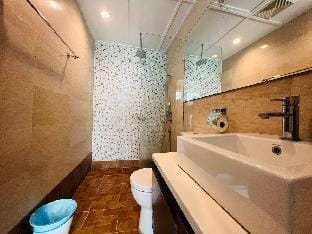 Glorious Studio Apartment @RegaliaSuites Vacation rental in Federal Territory of Kuala Lumpur