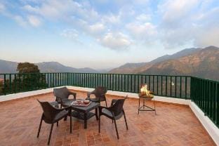 Lion's Den Estate 7 BD Ramgarh serviced Villa, BBQ Villa in Uttarakhand