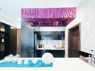 Fetching 01 Bed Room Suites @RegaliaSuites Vacation rental in Federal Territory of Kuala Lumpur