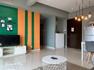Beauteous Klcc View 03 Bed Room @RegaliaSuites Vacation rental in Federal Territory of Kuala Lumpur