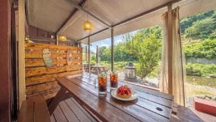 yangpyeong flower caravan pension Bed and Breakfast in Gyeonggi-do