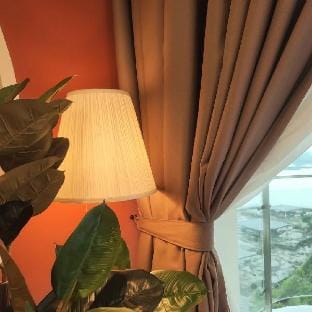 轻奢风休闲套房三卧三卫6-12人适合家庭入住@金海湾Danga Bay YIJIA Homestay Apartment in Johor Bahru