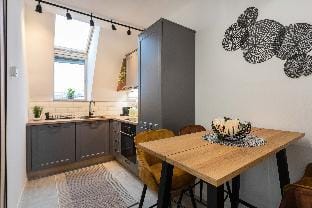 Design 1BDR Loft near Kvaternik Square Apartment in City of Zagreb
