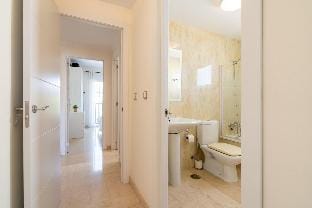 Nice apt balcony pool view close to Duquesa Go Apartment in San Luis de Sabinillas