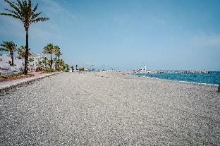 Beachhouse 15m beach  sea Duquesa Manilva Anda Apartment in Costa del Sol