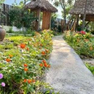 Tet House-Entire 02 bungalows in Nà Phòn, Mai Chau Vacation rental in Laos
