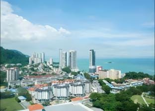 Jazz Seaview with Bathtub and massage GMC Gurney Vacation rental in Penang
