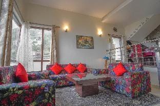 Apna Asmaan Vacation rental in Uttarakhand