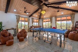 StayVista at Rio Vista with Pool, Lawn, Music Speaker & Game Villa in Maharashtra