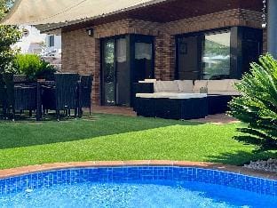 Washingtonia Villa near Sitges Villa in Garraf