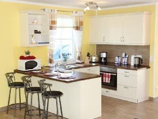 Surfer Modern retreat Vacation rental in Glowe