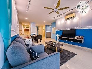 Medini Signature - Santorini Suites by RR JBcity Vacation rental in Johor