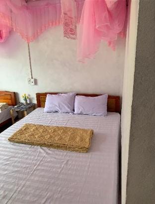Dat Diem homestay- Ba Be wooden stilt house Vacation rental in Laos