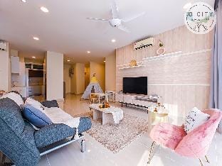 Medini Signature -Ancient Suites by RR JBcity Vacation rental in Johor