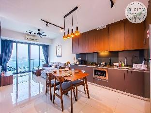 Grand Medini - Haneul Suites by RR JBcity Vacation rental in Johor