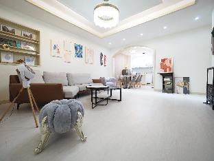 Family-Friendly Stay/8PPL/2 floor/Mar-exclusive Apartment in Taipei City