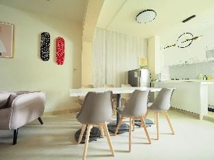 Family-Friendly Stay/8PPL/2 floor/Mar-exclusive Apartment in Taipei City