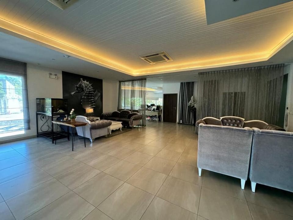 The ClubHouse Residence by PSR Apartment in Pattaya City