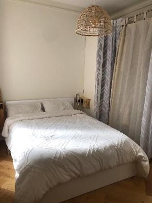 Cosy flat in Saint Ouen, Olympic Village Vacation rental in Île-de-France