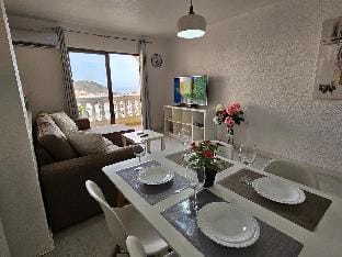 Los Cristianos Heated Pool Sea View AC Apartment in Los Cristianos