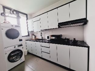 New!2-7pax 2BR SKS Pavillion Condo near JB Customs Apartment in Johor Bahru