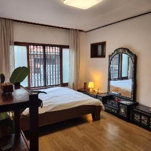 Principal Hong’s house | Hong Gyojang Daek Vacation rental in Daegu