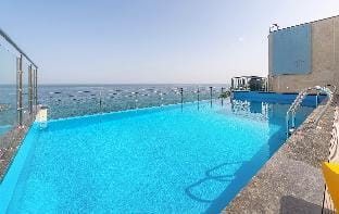 Yeongdeok Half Moon Bay Bed and Breakfast in South Korea