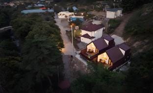 Donghae Mangsangpapa Pension Bed and Breakfast in South Korea