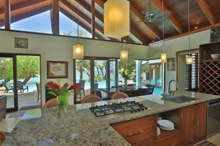 The Jewel of The Coral Coast, Villa La Jolla Villa in Baravi