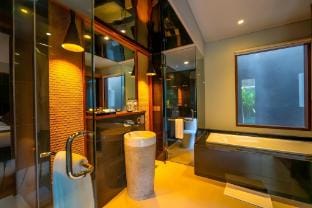 Perfect 1BR Private Pool Villa near Nusa Dua Beach Villa in Kuta Selatan
