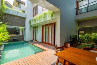 Perfect 3BR Private Pool Villa near Nusa Dua Beach Villa in Kuta Selatan