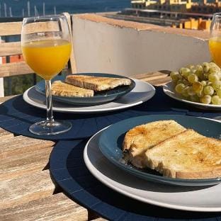 Fortaleza 1BDR Apartment W/Balcony by LovelyStay Apartment in Portimao