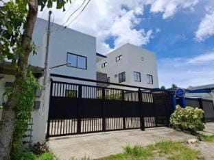 Los Banos Garden Unit Apartment in Calabarzon