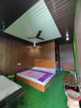 Hotel Greenview Inn Apartment in Uttarakhand