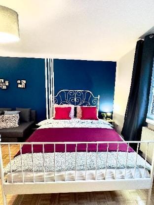 Design 3 bedrooms Apartment BY Main Train Station  Apartment in Vienna