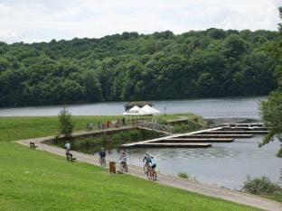 Cottage in France with Lake View Vacation rental in Hauts-de-France