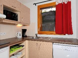 Rustic apartment in Valmeinie Vacation rental in Auvergne-Rhône-Alpes