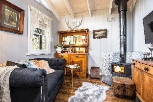 Juniper & Rye - Romantic Cottage Sherbrooke Forest Vacation rental in Melbourne