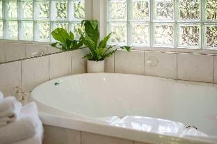 Spa & Garden Stay in Olinda Village Vacation rental in Olinda