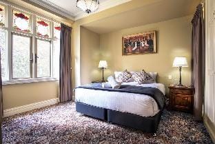 Sassafras village stay - elegant Lorna Doone Vacation rental in Olinda