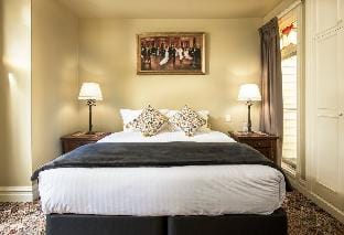 Sassafras village stay - elegant Lorna Doone Vacation rental in Olinda