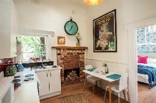 Little Violet - Just For Two Vacation rental in Melbourne