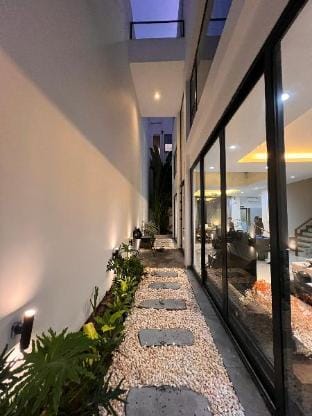 ML8 Pool Villa 6 bedrooms near beach Villa in Da Nang