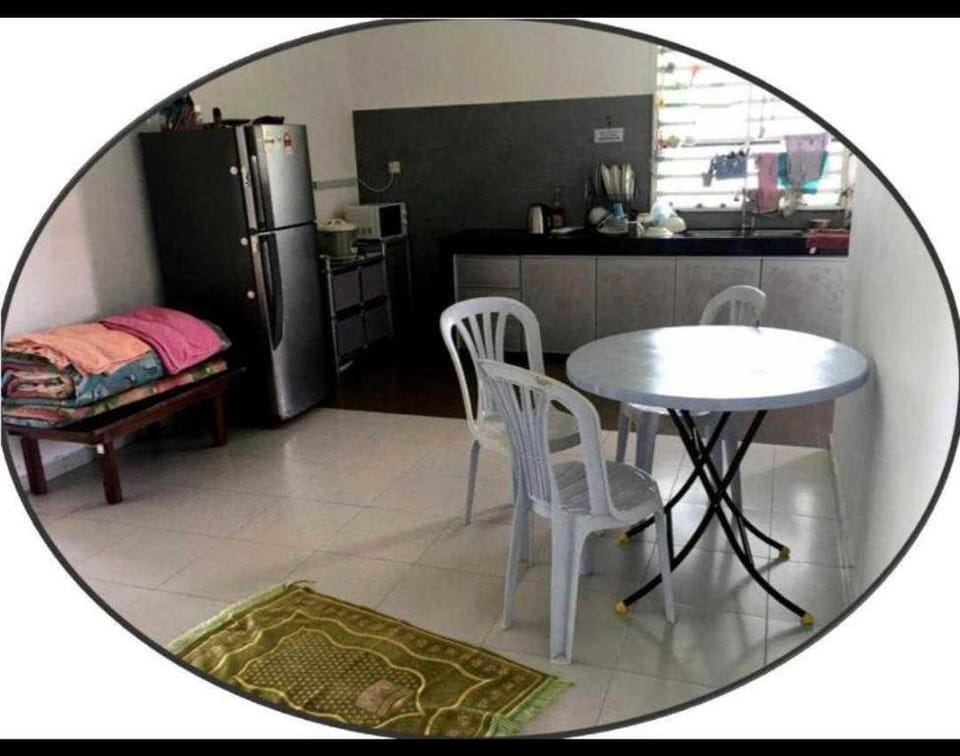 OYO Home 90977 AzZinki Homestay Hotel in Terengganu, Malaysia