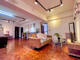 Shared Bathroom (C) – 1 minute from Zhongxiao Dunhua / Mar-exclusive Vacation rental in Taipei City