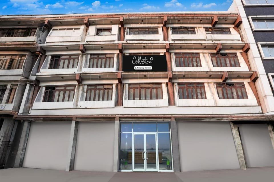 Super Collection O Kanpur Central Railway Junction Formerly Maharaja Palace Hotel in Noida